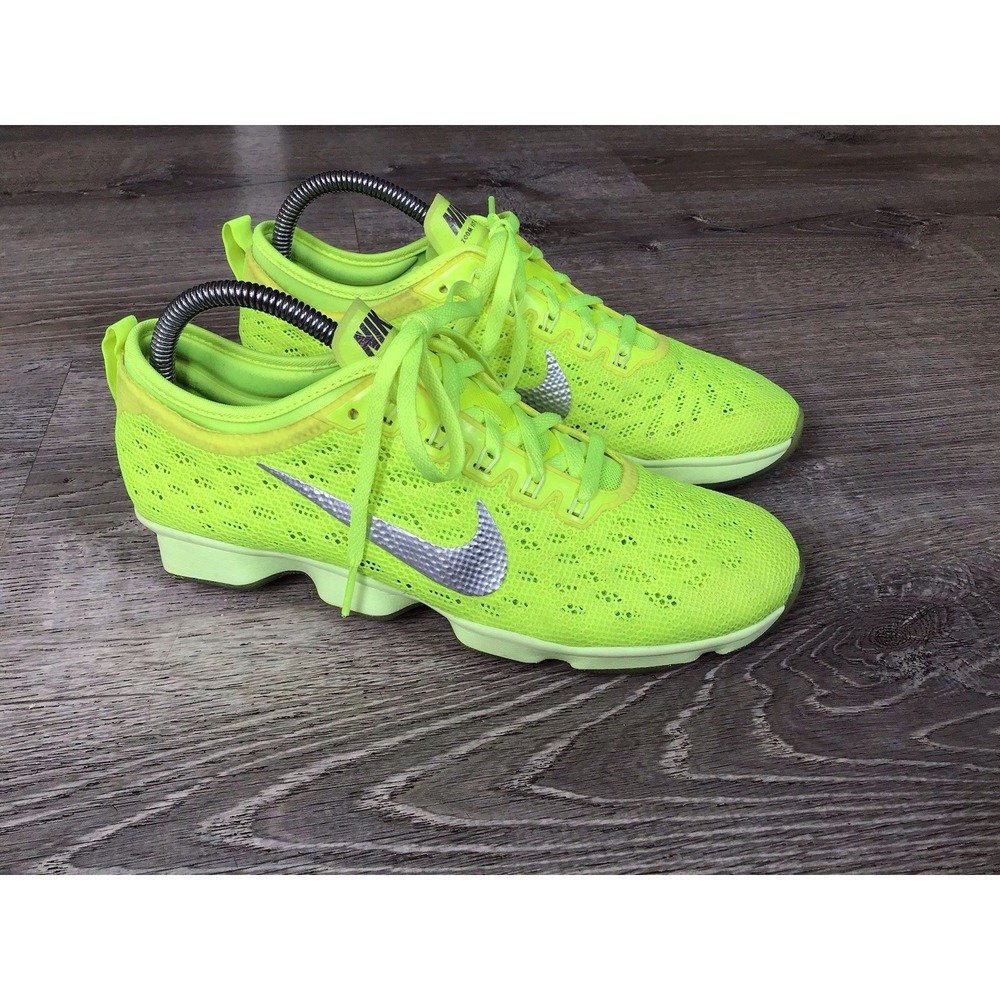Nike Women's Size 8 Zoom Fit Agility 684984-700 Green Running Shoes Volt